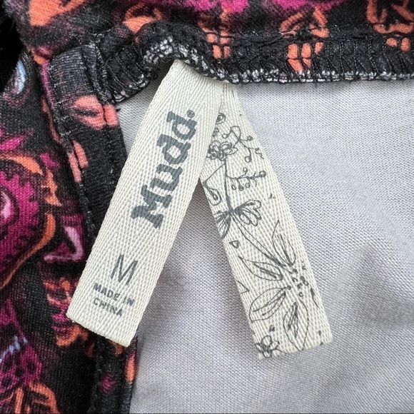 M Mudd Brand Sleeveless Black And Pink Boho Print Shift Dress Keyhole Neckline - Picture 5 of 8